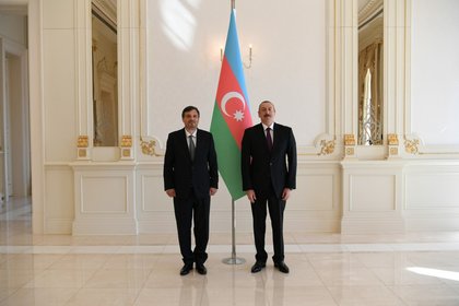 Посланик Николай Янков връчи акредитивните си писма на президента на Република Азербайджан Илхам Алиев
